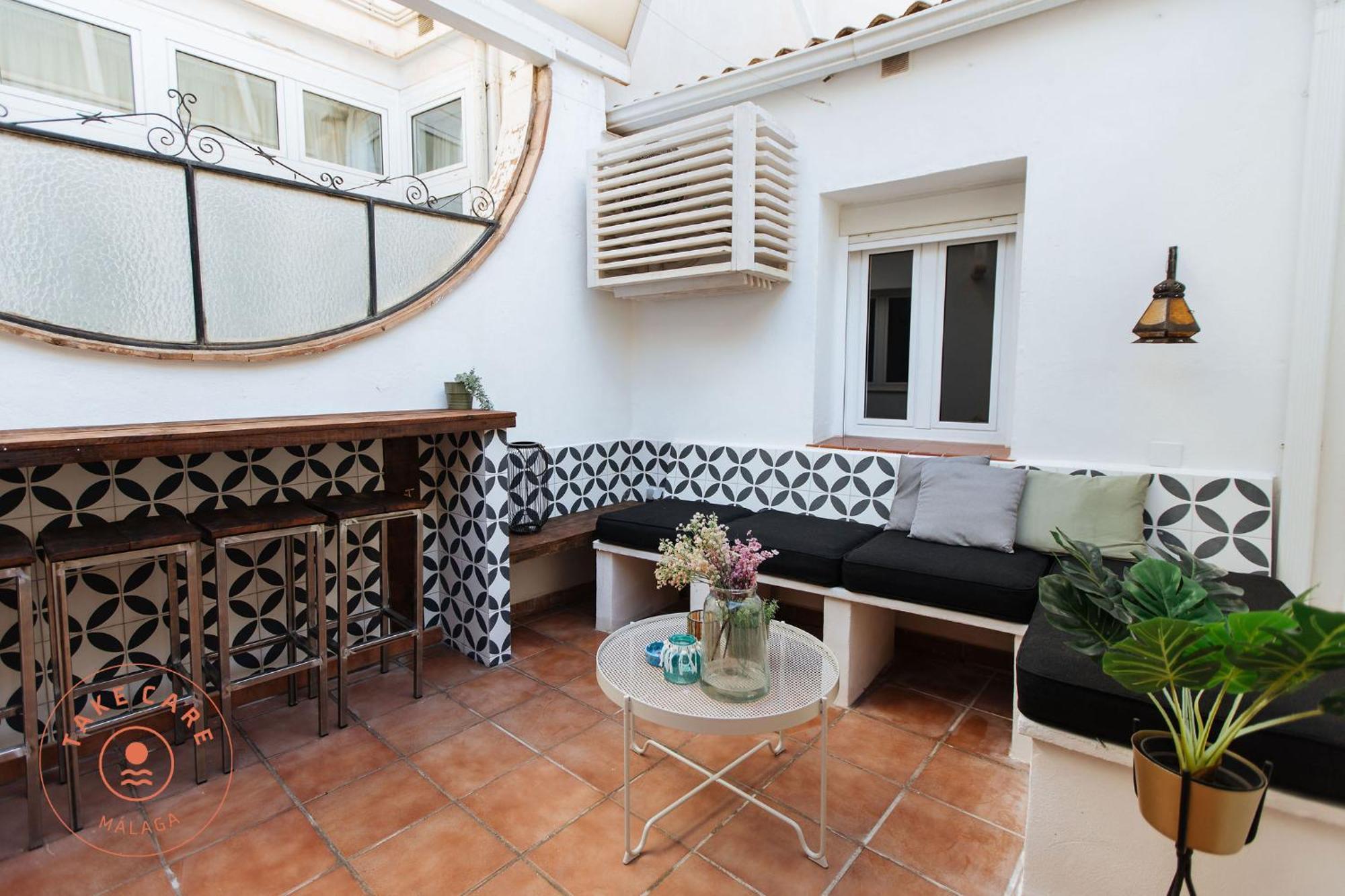 Casa Riad With Spacious Patio - Tcm